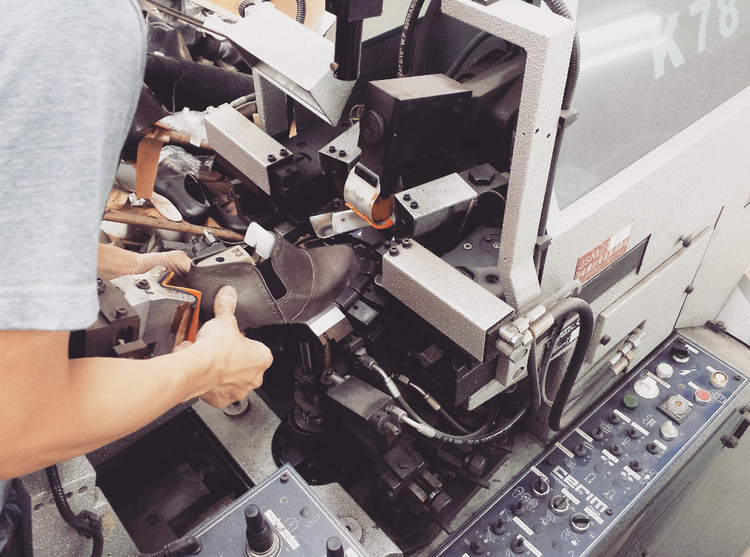 サイドゴアシューズが出来上がるまで　その2