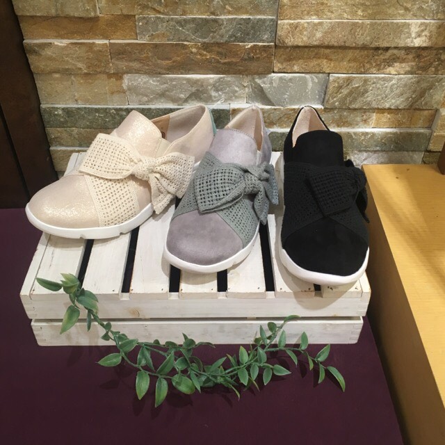 人気のスリッポンがお買い得に！