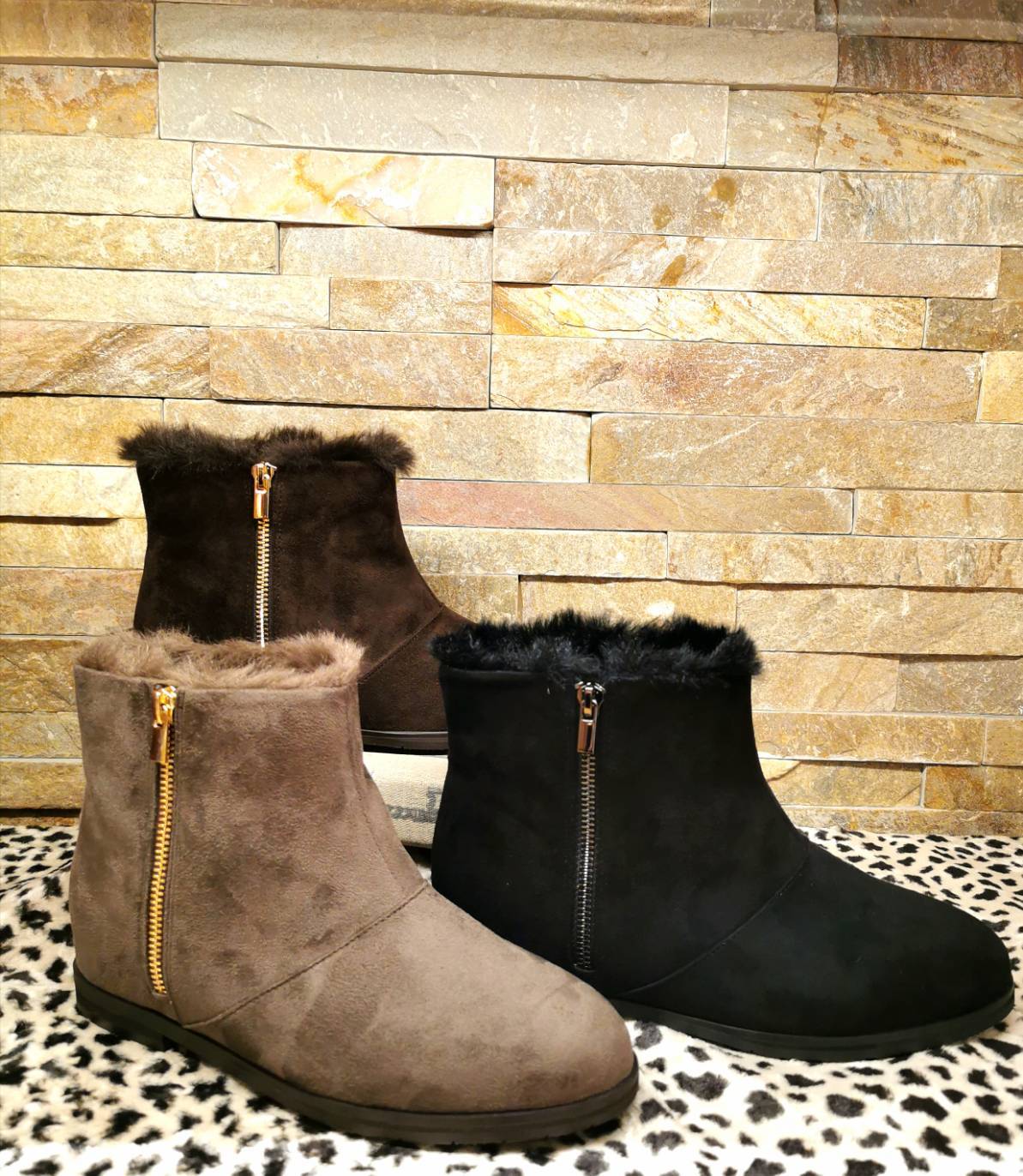 【年末寒さ対策】あったかファーブーツ