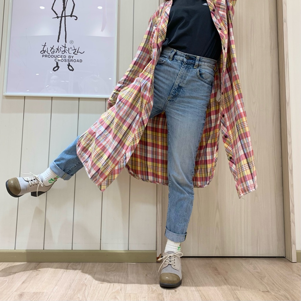 フォルムが可愛いレースアップシューズ