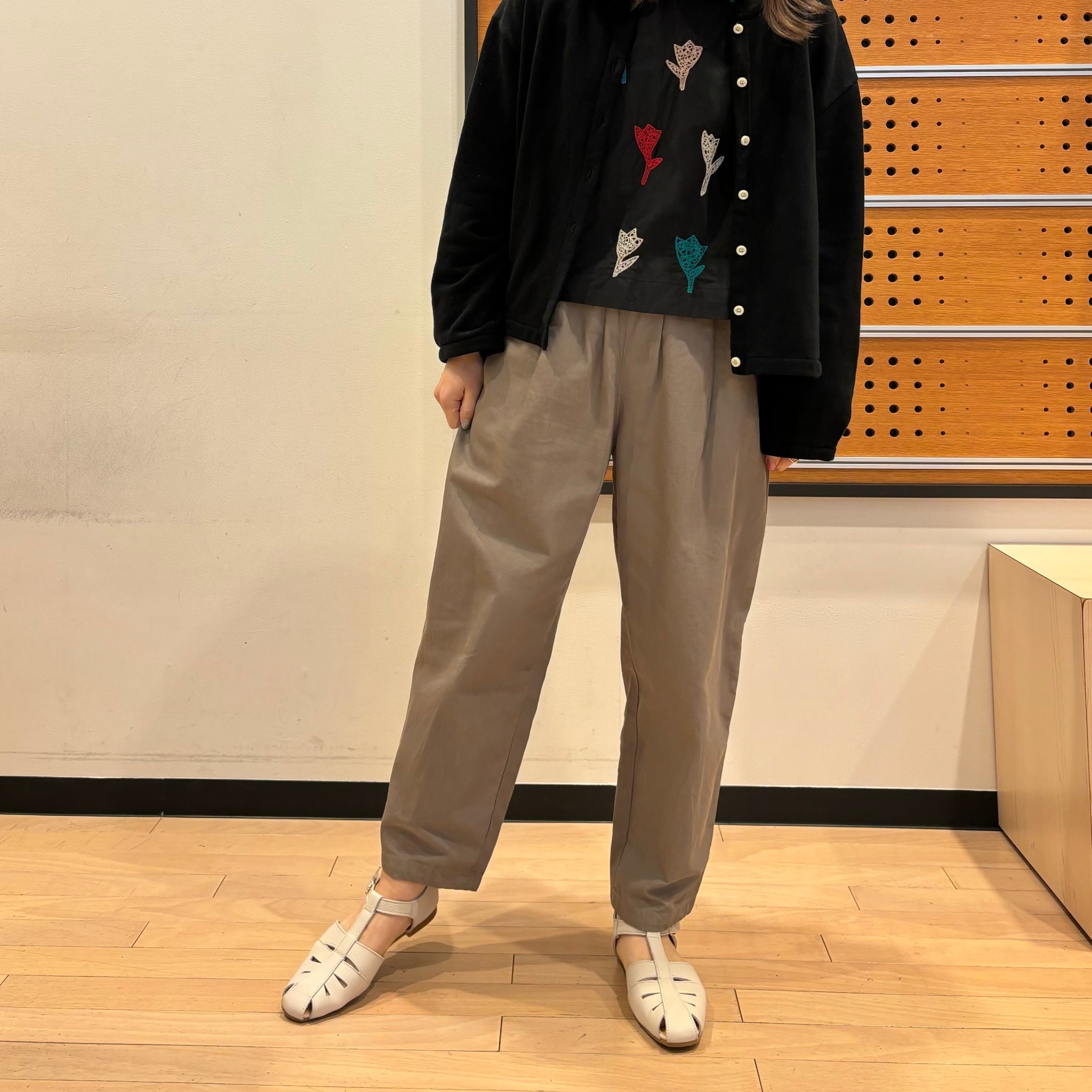 春夏の定番！グルカサンダルコーデ