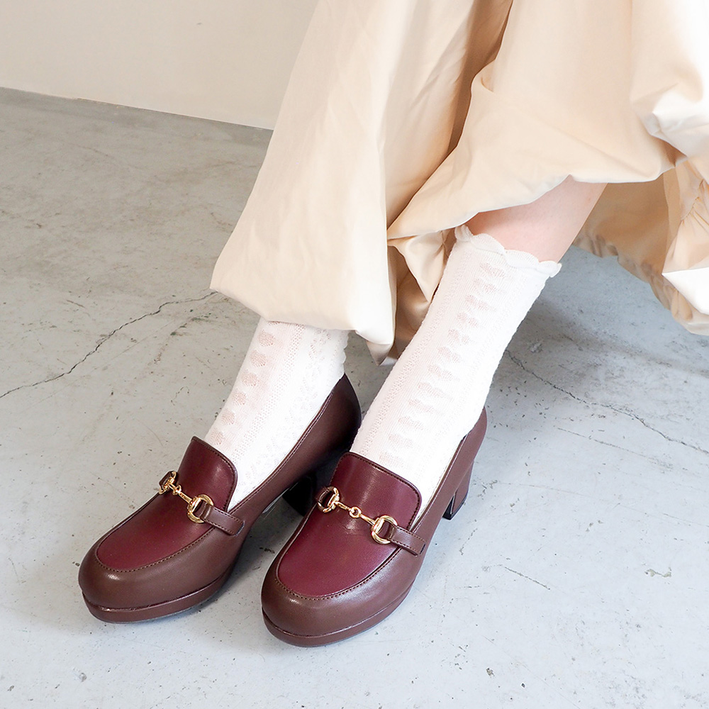 歩きやすい！COLE HAAN バーガンディ パテント シューズ 8 1/2 B 歩きやすい！COLE HAAN バーガンディ パテント シューズ 8 1/2 B