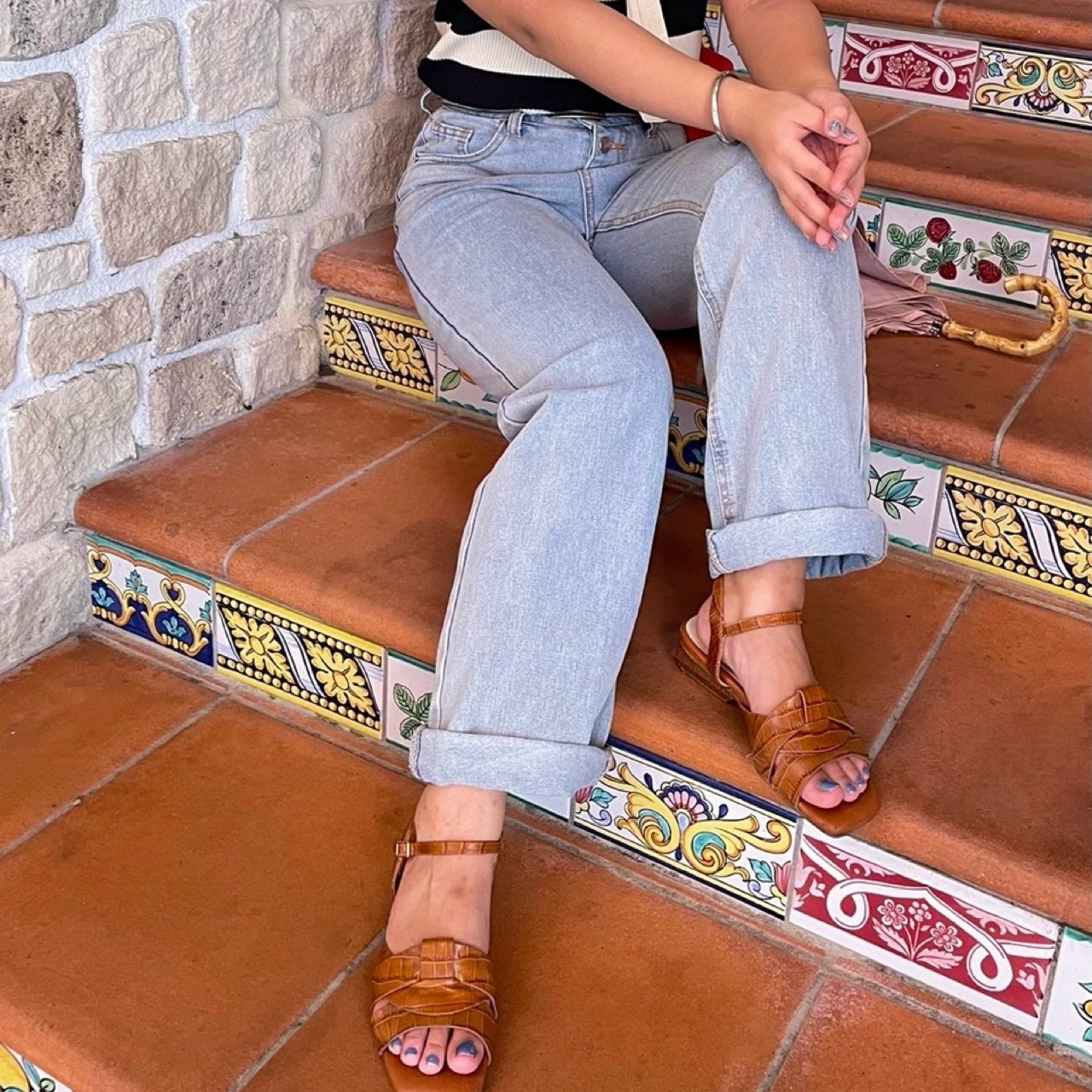 夏休みの旅行におすすめ｜沖縄でのサンダルコーデ