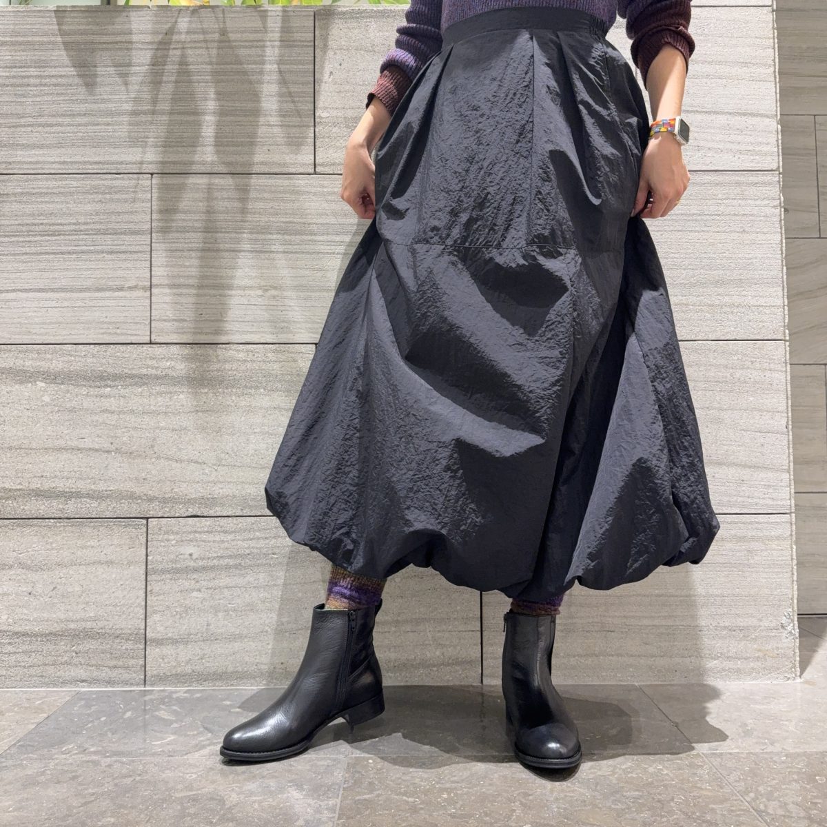 ショートブーツ×靴下コーデ｜動けるママコーデ