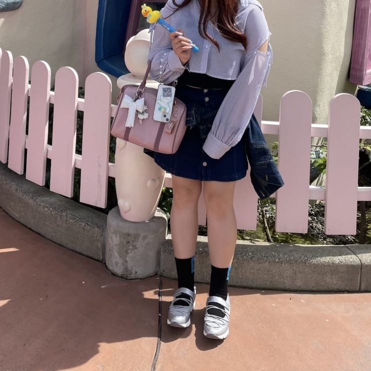 ディズニーでも疲れ知らずのスニーカーコーデ！ 推し活も！2025春夏